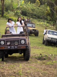 Pupuan jeep tour